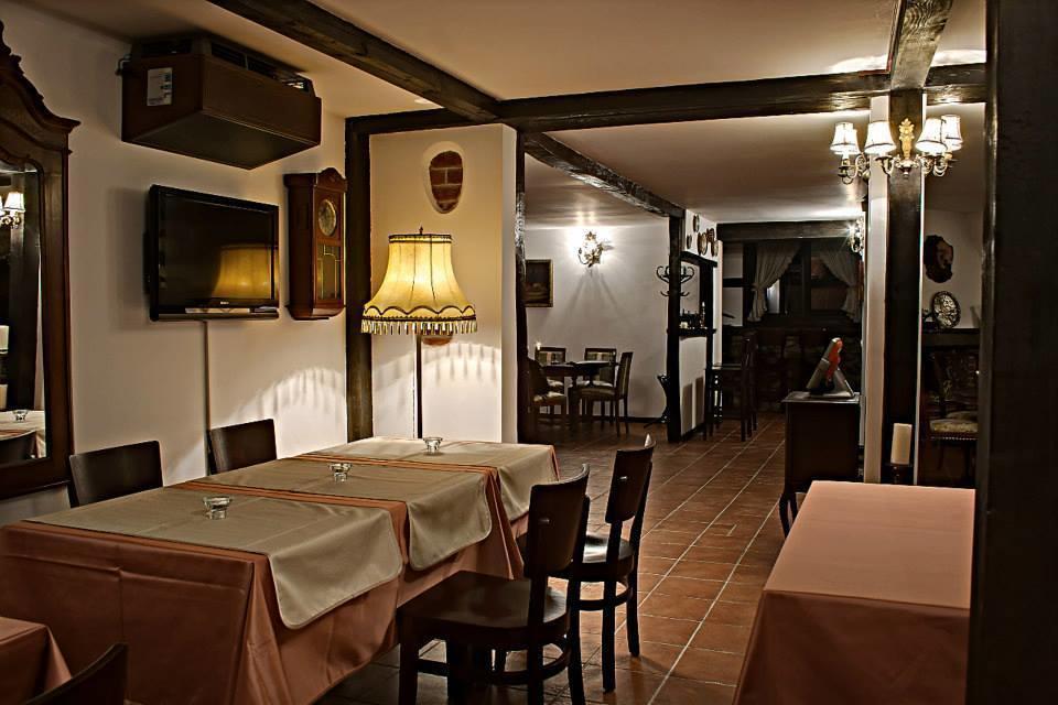 Pensiune-Restaurant Tara Luanei Sărata-Monteoru Eksteriør billede